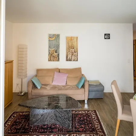 Landwasser Apartman *